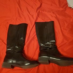 American eagle boots. Worn a couple years.